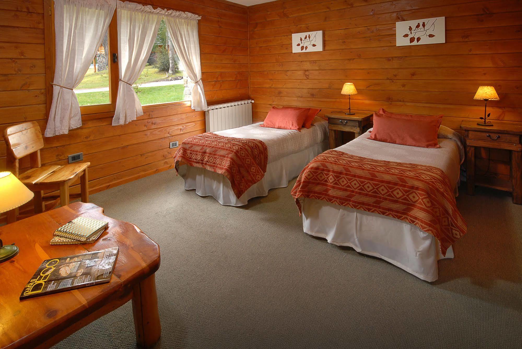 La Estancia Cabanas Вилья-ла-Ангостура Экстерьер фото